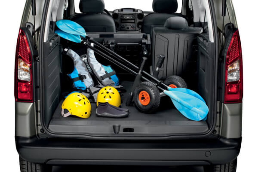 enoikiazomena_aftokinita_veria_viva_van_rentals